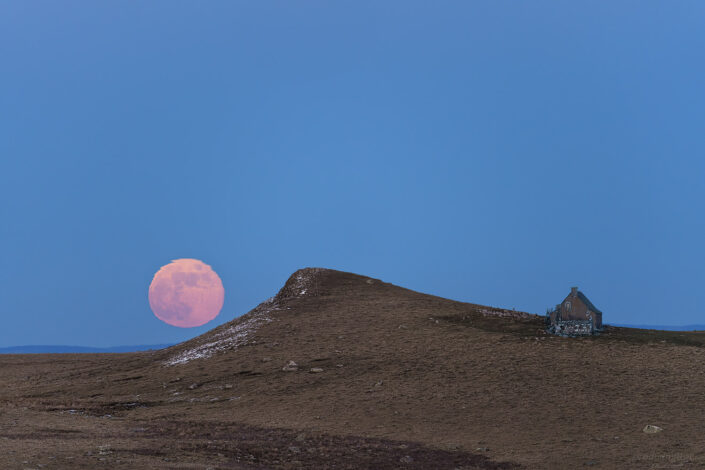 Buron de la Baysse haute et lever de Lune