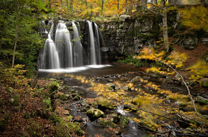 Cascade de Lacessat
