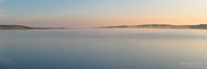 Matin calme au lac de Saint Andéol