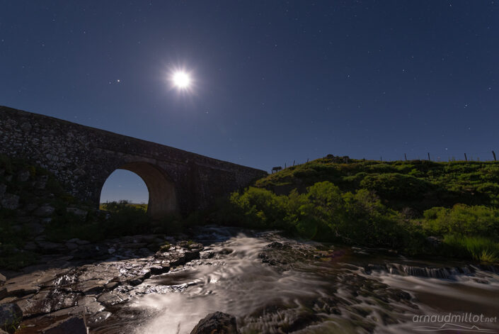 Pont des Nègres sous la Lune