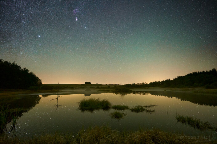 Tourbière de Montorzier et airglow
