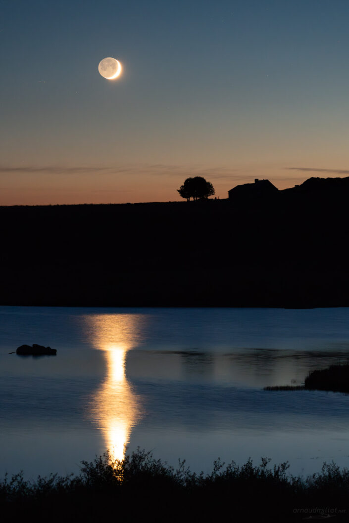 Coucher de lune au Pesquier Haut