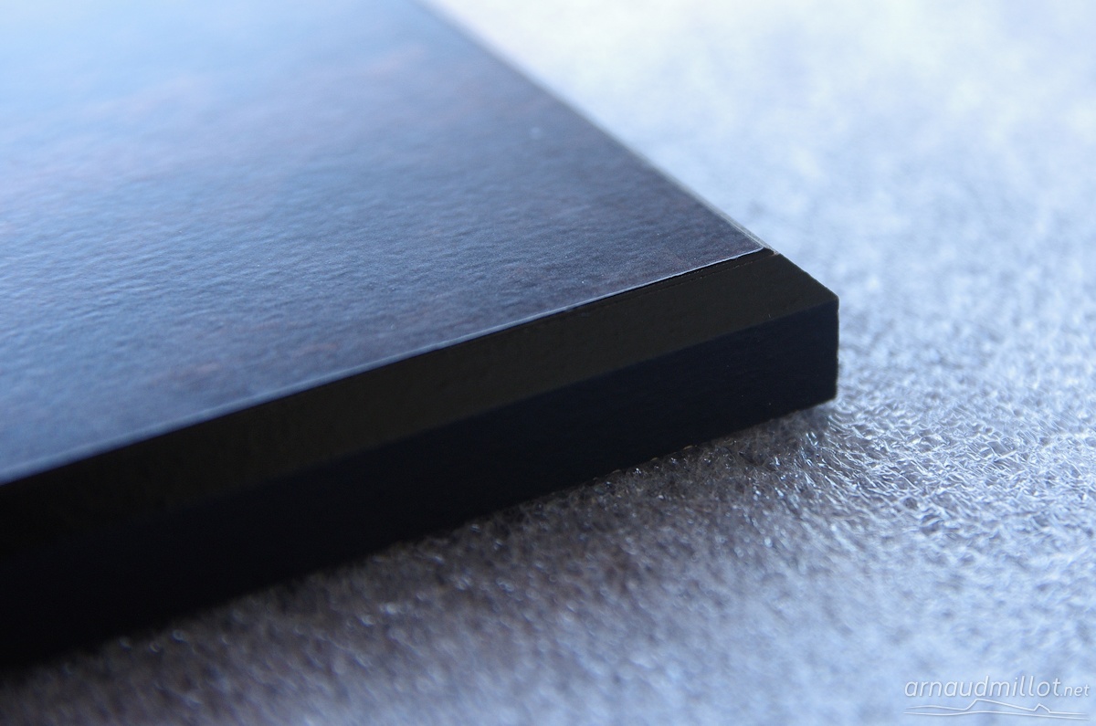Laminé sur bois 10mm tranche