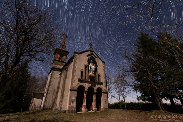 Filé d'étoiles à Notre Dame du Buenne